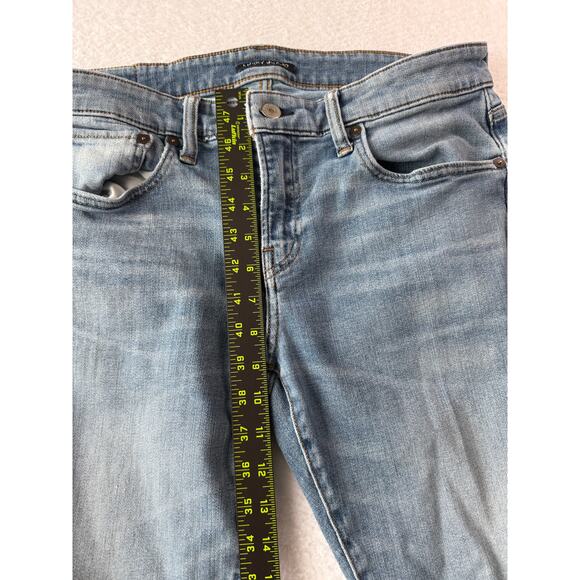 Lucky Brand Mens Jeans 31 x 32 110 Slim Light Wash Stretch Soft Denim - Picture 3 of 9